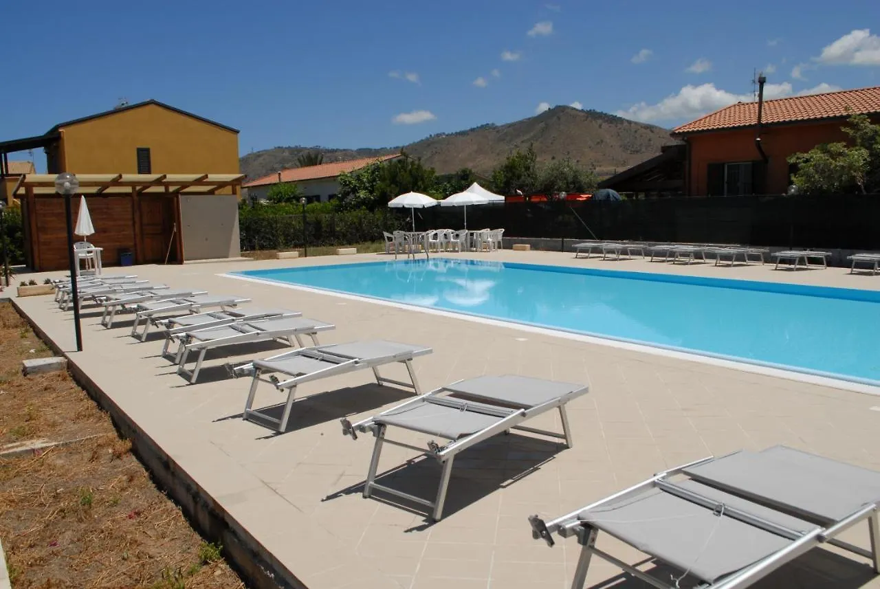 Vakantiehuis Residence Mare Monti Lascari