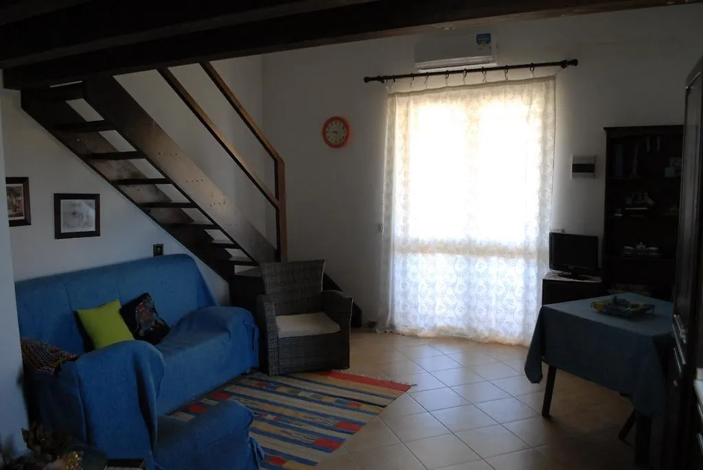 別荘 Residence Mare Monti ラスカリ